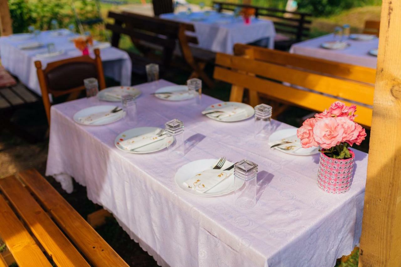 Camp Podkraj Hotel Virpazar Ngoại thất bức ảnh